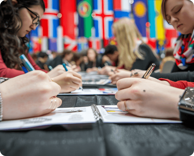 Uluslararası öğrenciler dil eğitimi ortamında